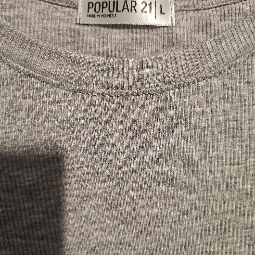 Gray Ribbed‎ Crop Top - Picture 3 of 3